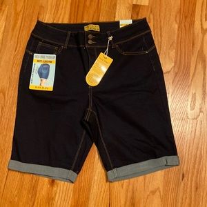 Wax jeans shorts